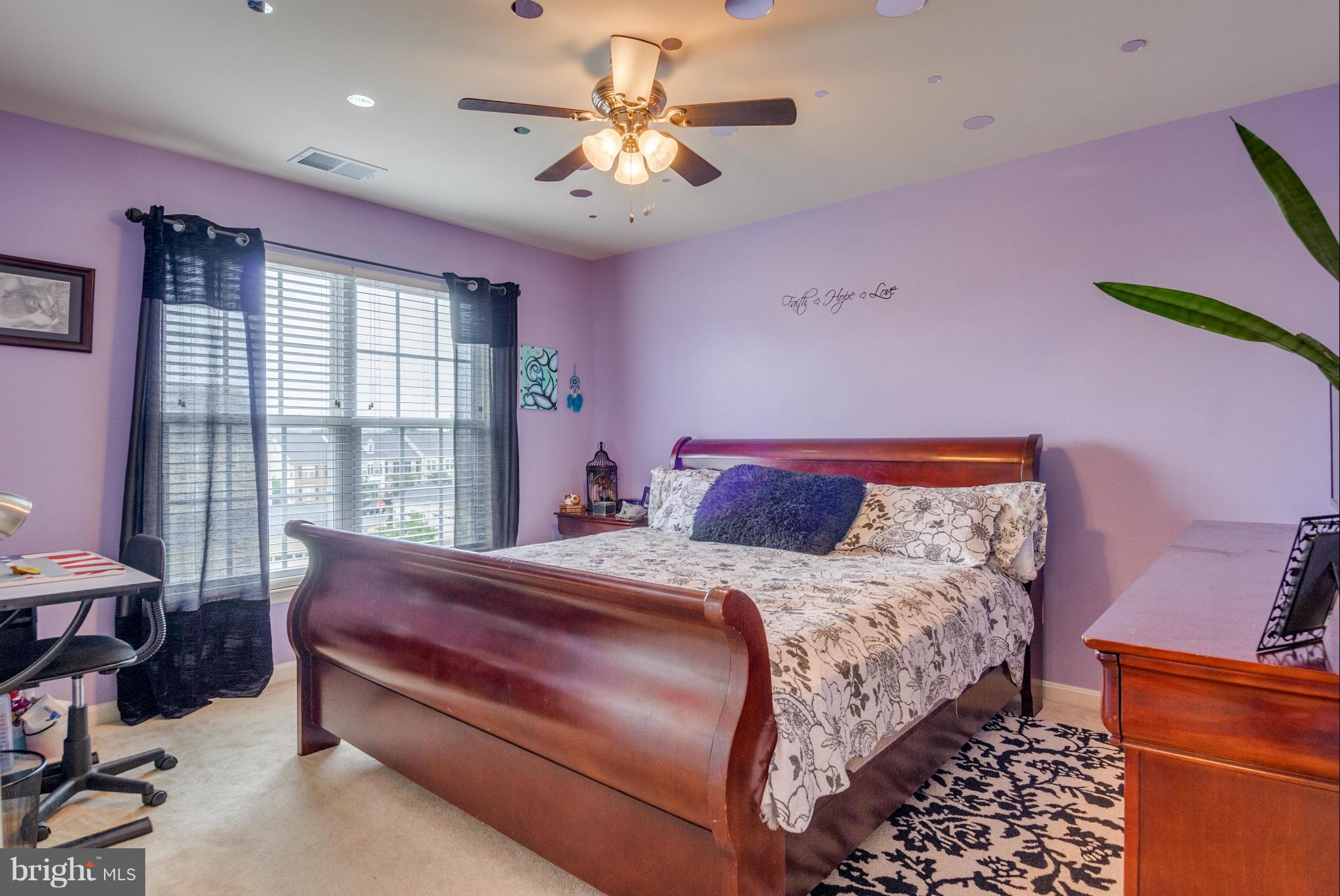 9164 Ribbon Falls Loop Bristow, VA 20136 - Photo 22 of 30 Upper Level Bedroom