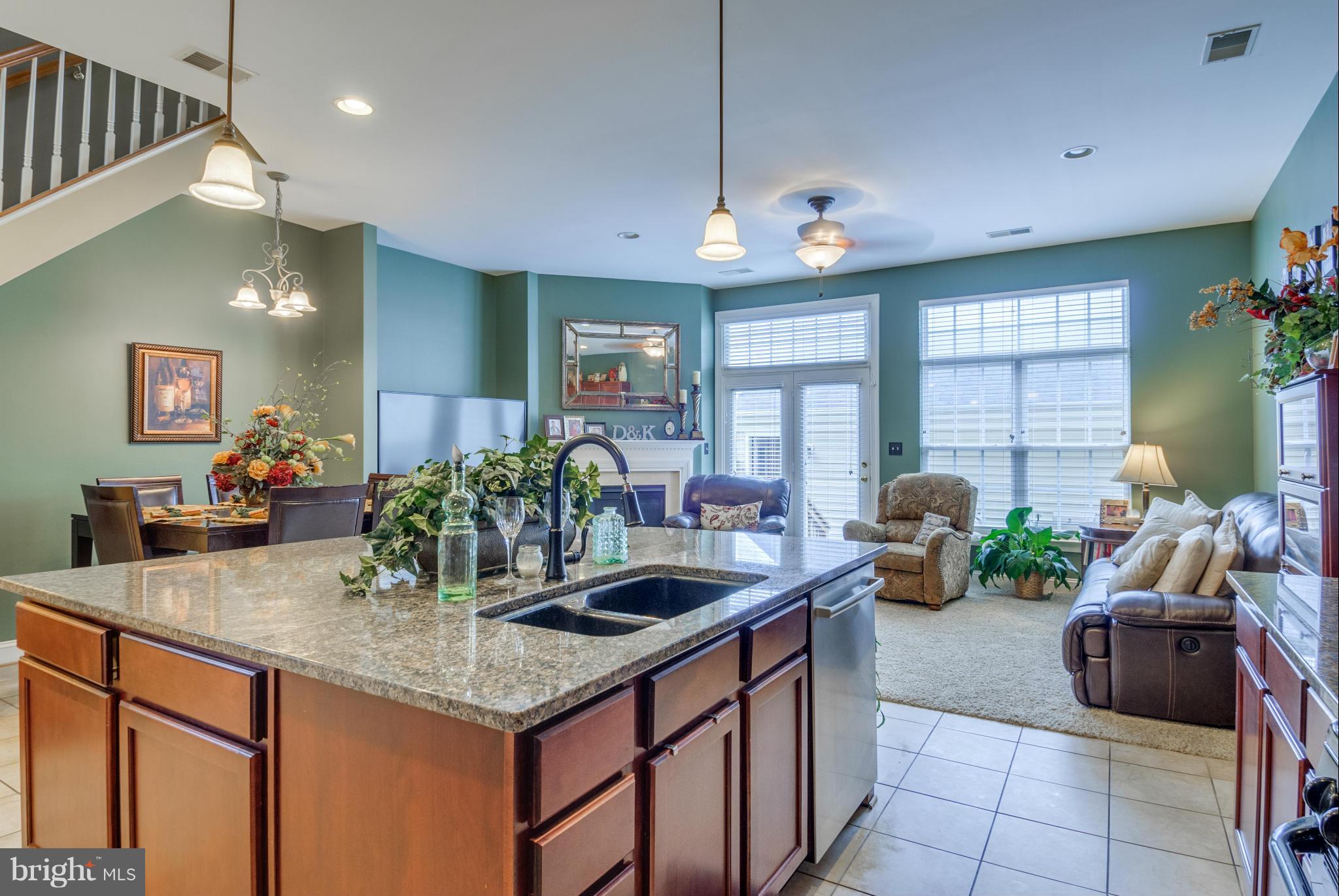 9164 Ribbon Falls Loop Bristow, VA 20136 - Photo 7 of 30 Kitchen