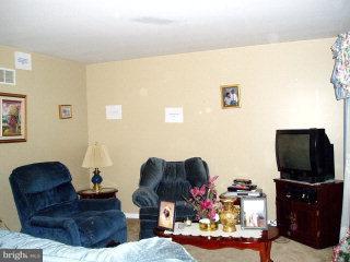 1816 Wilderness Road Lancaster, PA 17603 - Photo 3 of 5 Gallery Image 3