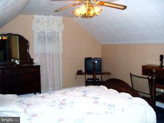 1816 Wilderness Road Lancaster, PA 17603 - Photo 5 of 5 Gallery Image 5