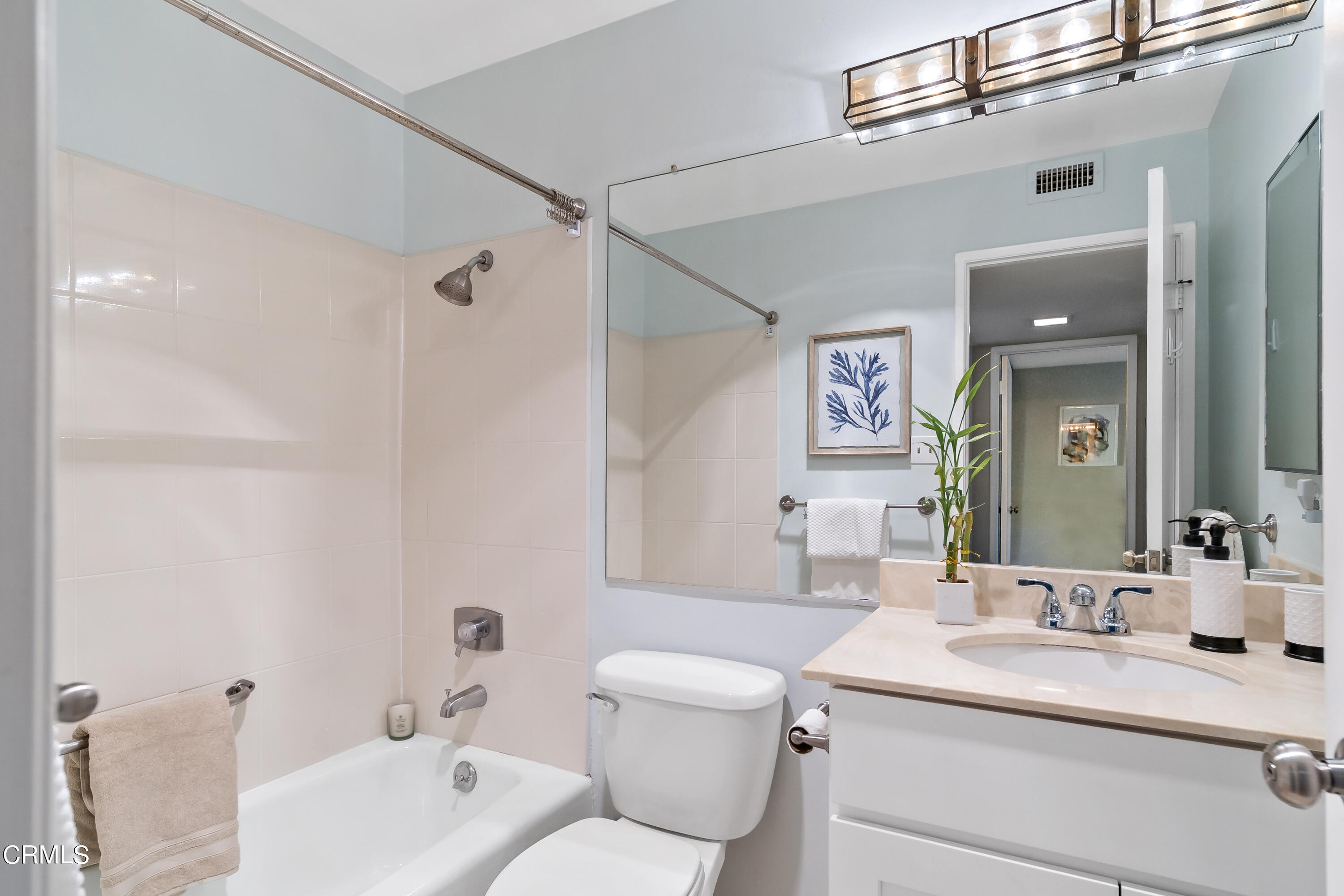 535 West Duarte Road, Unit 7 Arcadia, CA 91007 - Photo 17 of 22 DSC04154