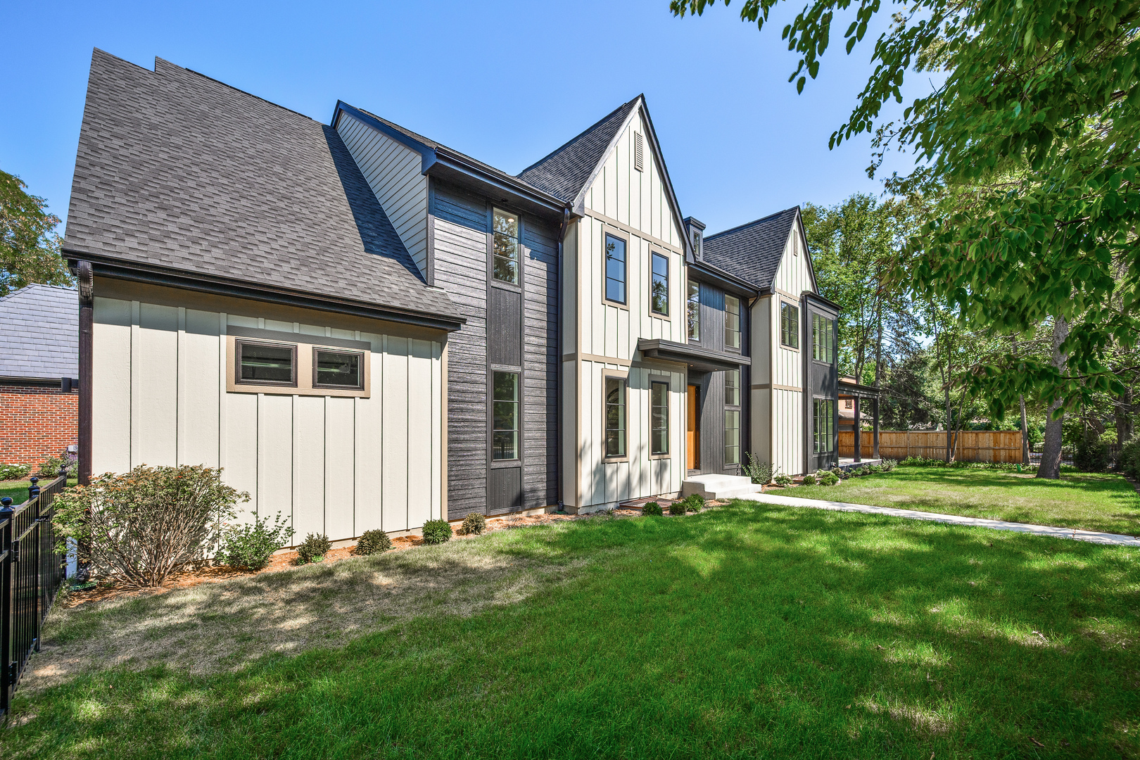 809 Lenox Road Glenview, IL 60025 - Photo 2 of 68