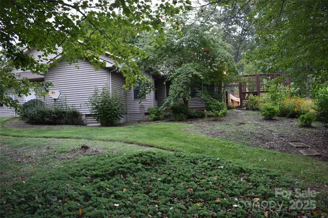 $795,000 | 5 Kari Circle, Candler, NC 28715