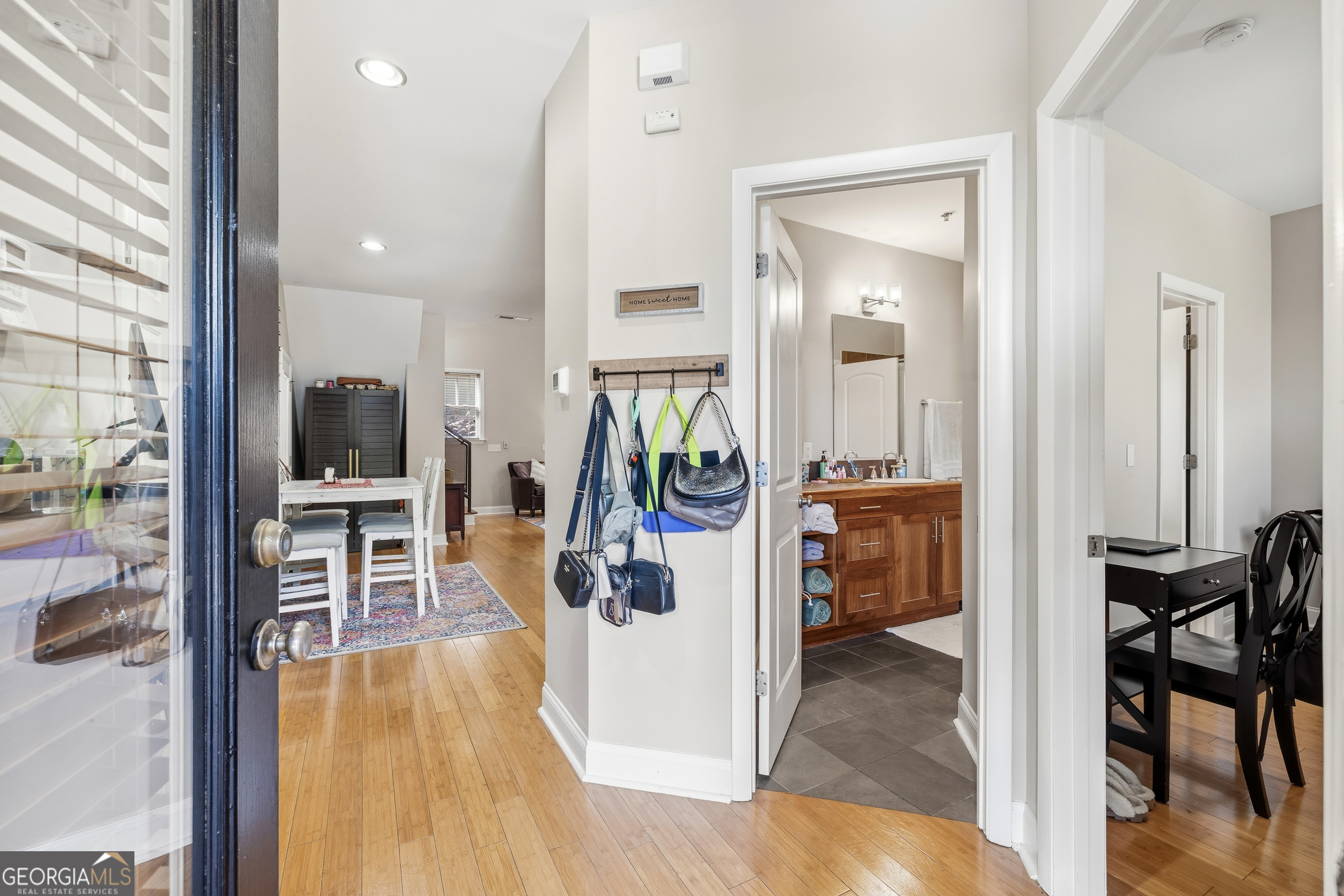 118 Ruth Drive, Unit 520 Athens, GA 30601 - Photo 2 of 52