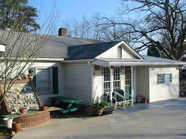 235 Friendship Road Seneca, SC 29678 - Photo 1 of 4 Gallery Image 1