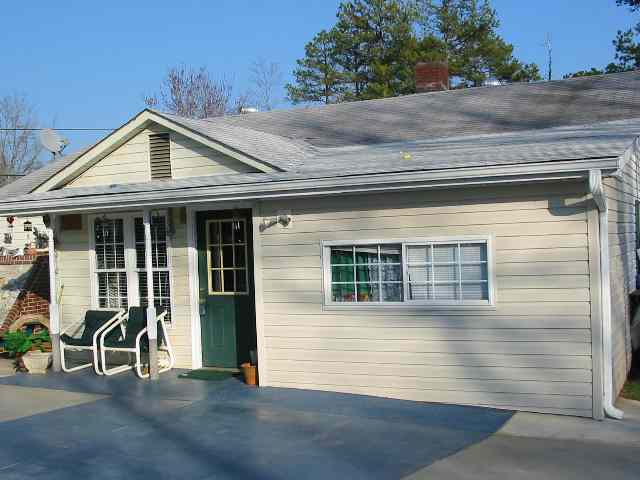 235 Friendship Road Seneca, SC 29678 - Photo 2 of 4 Gallery Image 2