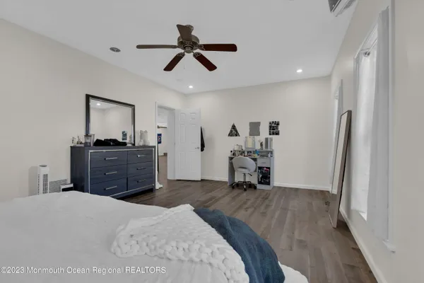 $5,390 | 374.5 Park Avenue, Oakhurst, NJ 07755