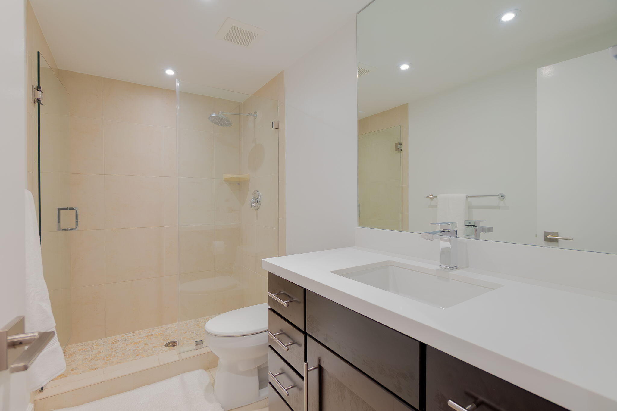 13244 Polo Club Road, Unit C106 Wellington, FL 33414 - Photo 18 of 40 56-web-or-mls-DSC02426