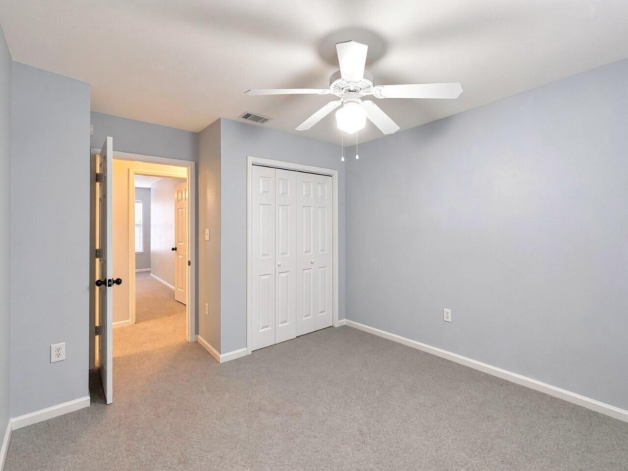 1014 Airport Road, Unit 121 Destin, FL 32541 - Photo 21 of 24 16-interior_bedroom_3_2