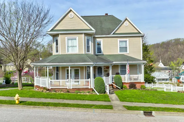 $299,900 | 577 South Summit Street, French Lick, IN 47432