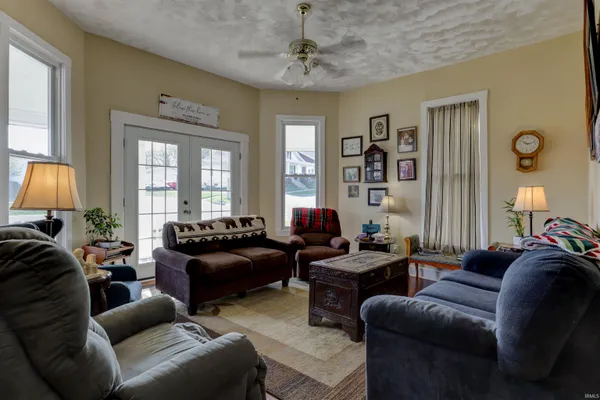 $299,900 | 577 South Summit Street, French Lick, IN 47432