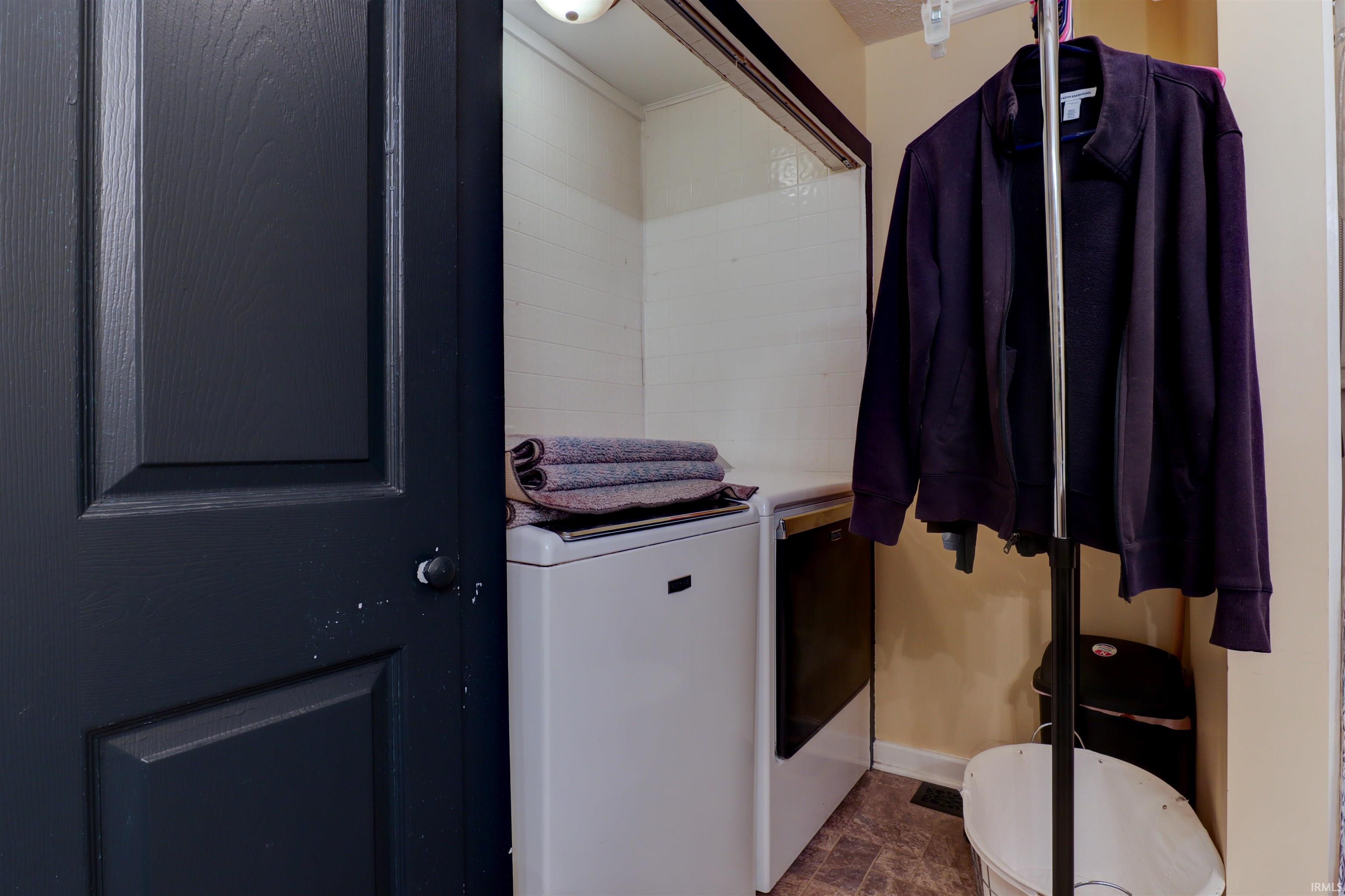 577 South Summit Street French Lick, IN 47432 - Photo 6 of 36