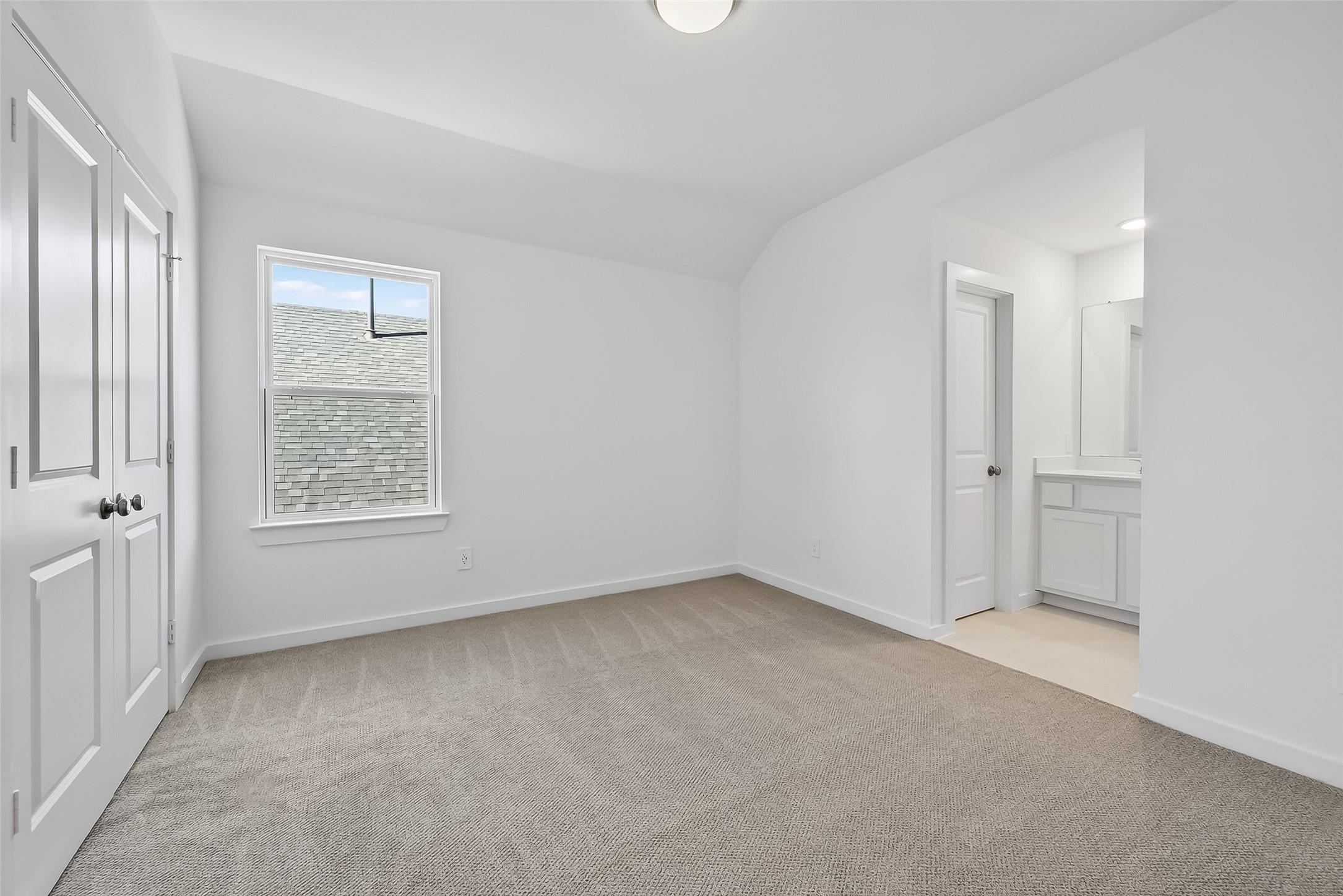 3222 Kindred Way Richmond, TX 77406 - Photo 33 of 50 an empty room with windows