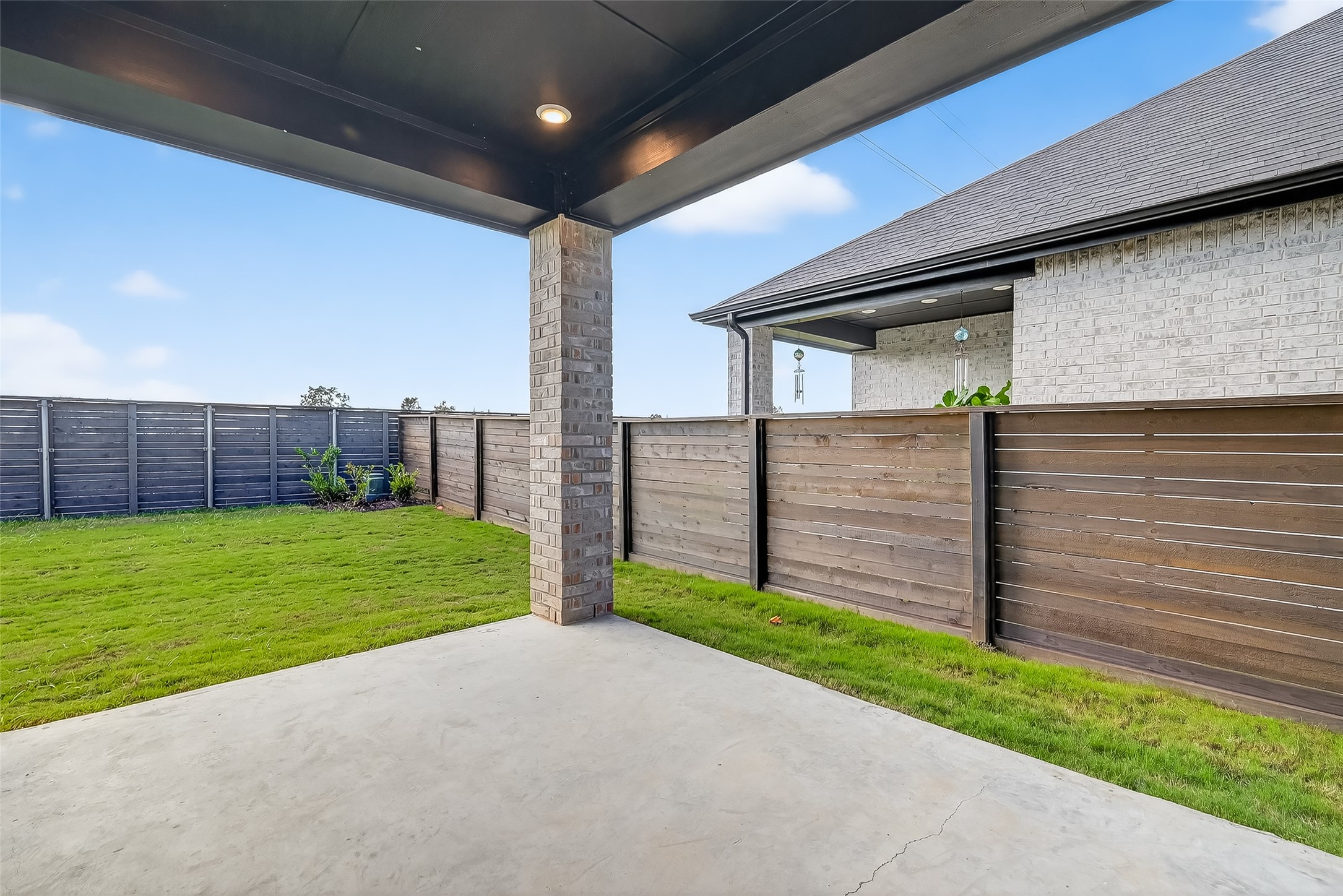 3222 Kindred Way Richmond, TX 77406 - Photo 47 of 50 a view of a backyard of the house