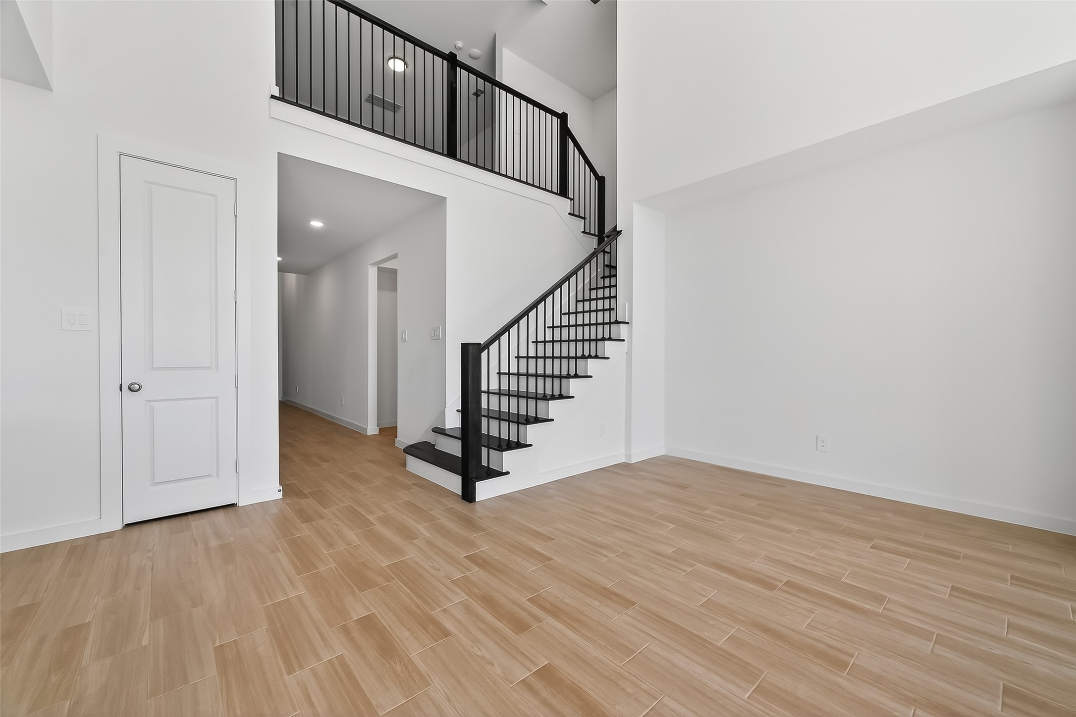 3222 Kindred Way Richmond, TX 77406 - Photo 8 of 50 a view of an entryway with wooden floor