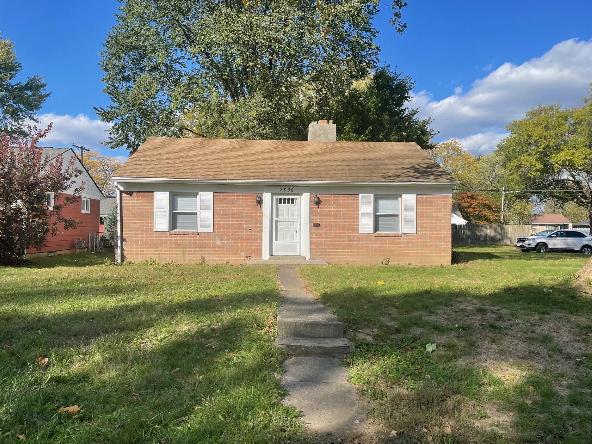 2856 Eastminster Road Columbus, OH 43209 - Photo 2 of 14