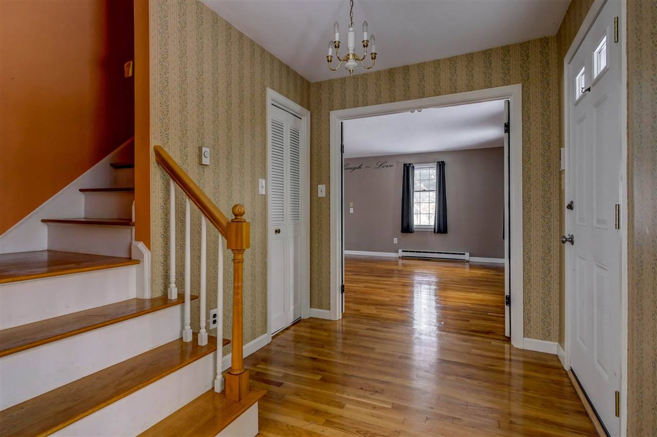635 Dolly Road Hopkinton, NH 03229 - Photo 13 of 37