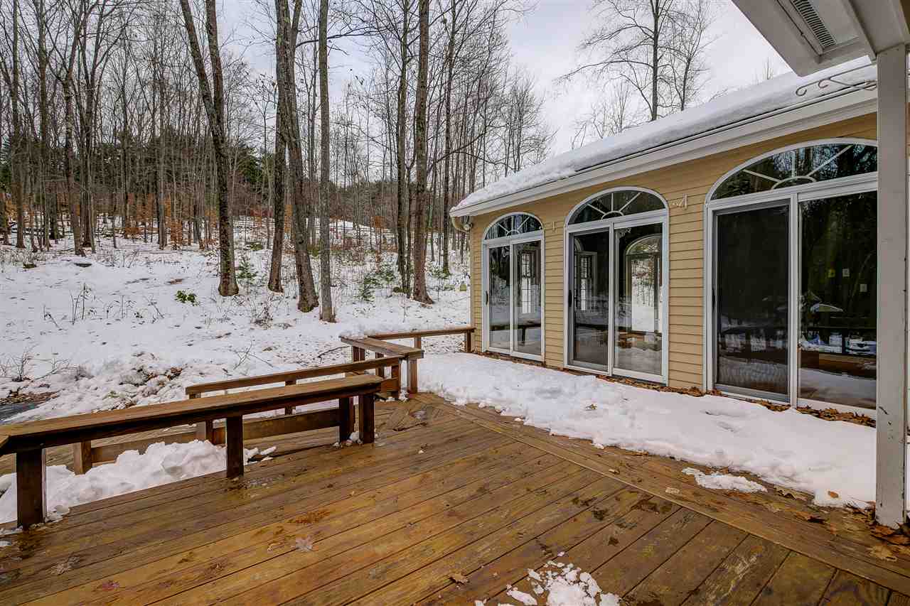 635 Dolly Road Hopkinton, NH 03229 - Photo 8 of 37