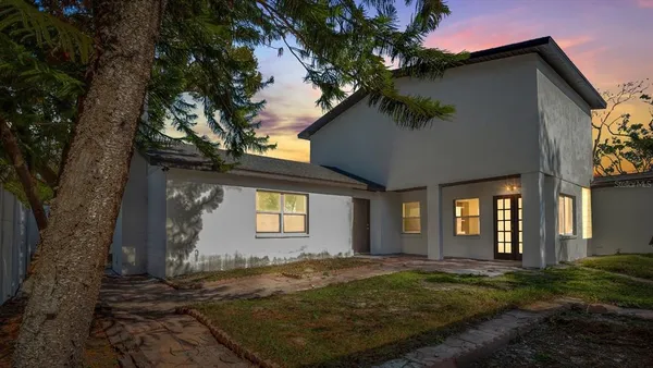 $3,900 | 8641 May Circle, Tampa, FL 33614