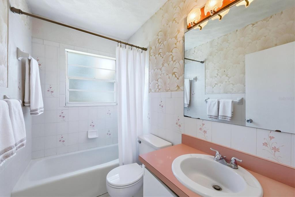 270 Southland Road Venice, FL 34293 - Photo 18 of 51 Gallery Image 18