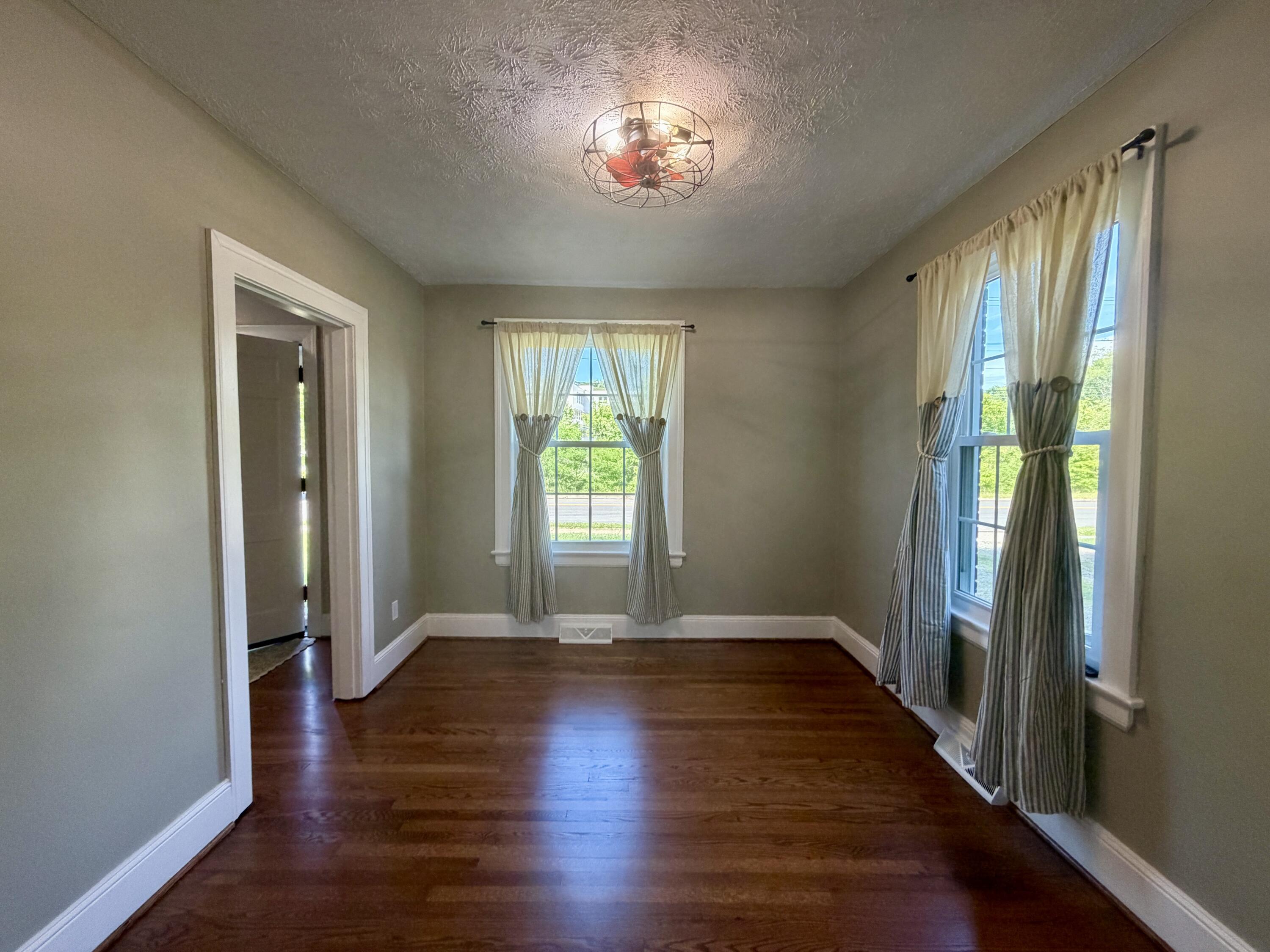 2901 Riverside Drive Bassett, VA 24055 - Photo 14 of 38 IMG_2860