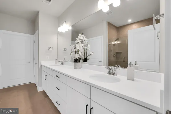$1,000,000 | 8069 Jennys Way, Unit 29, Fulton, MD 20759
