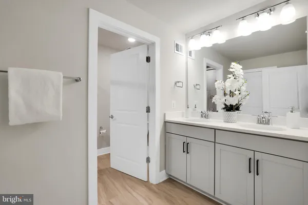 $1,000,000 | 8069 Jennys Way, Unit 29, Fulton, MD 20759