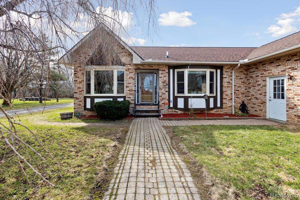 4163 North Gale Road Davison, MI 48423 - Photo 6 of 60