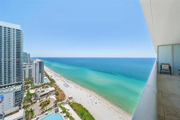 $6,700 | 1830 South Ocean Drive, Unit 3111, Hallandale Beach, FL 33009
