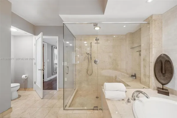 $6,700 | 1830 South Ocean Drive, Unit 3111, Hallandale Beach, FL 33009