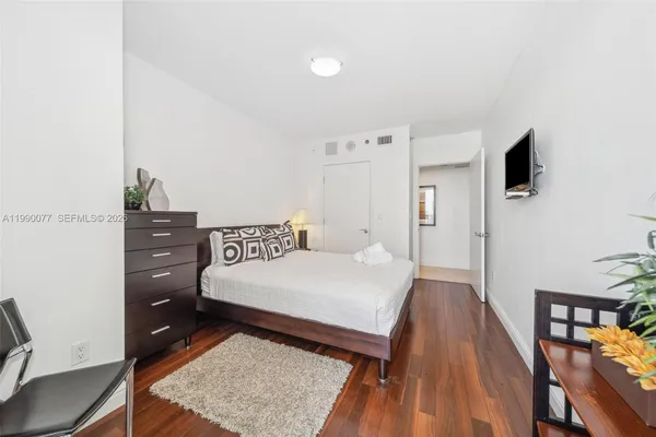 $6,700 | 1830 South Ocean Drive, Unit 3111, Hallandale Beach, FL 33009