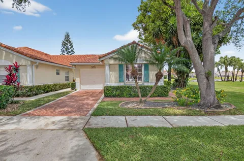 $465,000 | 6171 Floral Lakes Drive, Delray Beach, FL 33484
