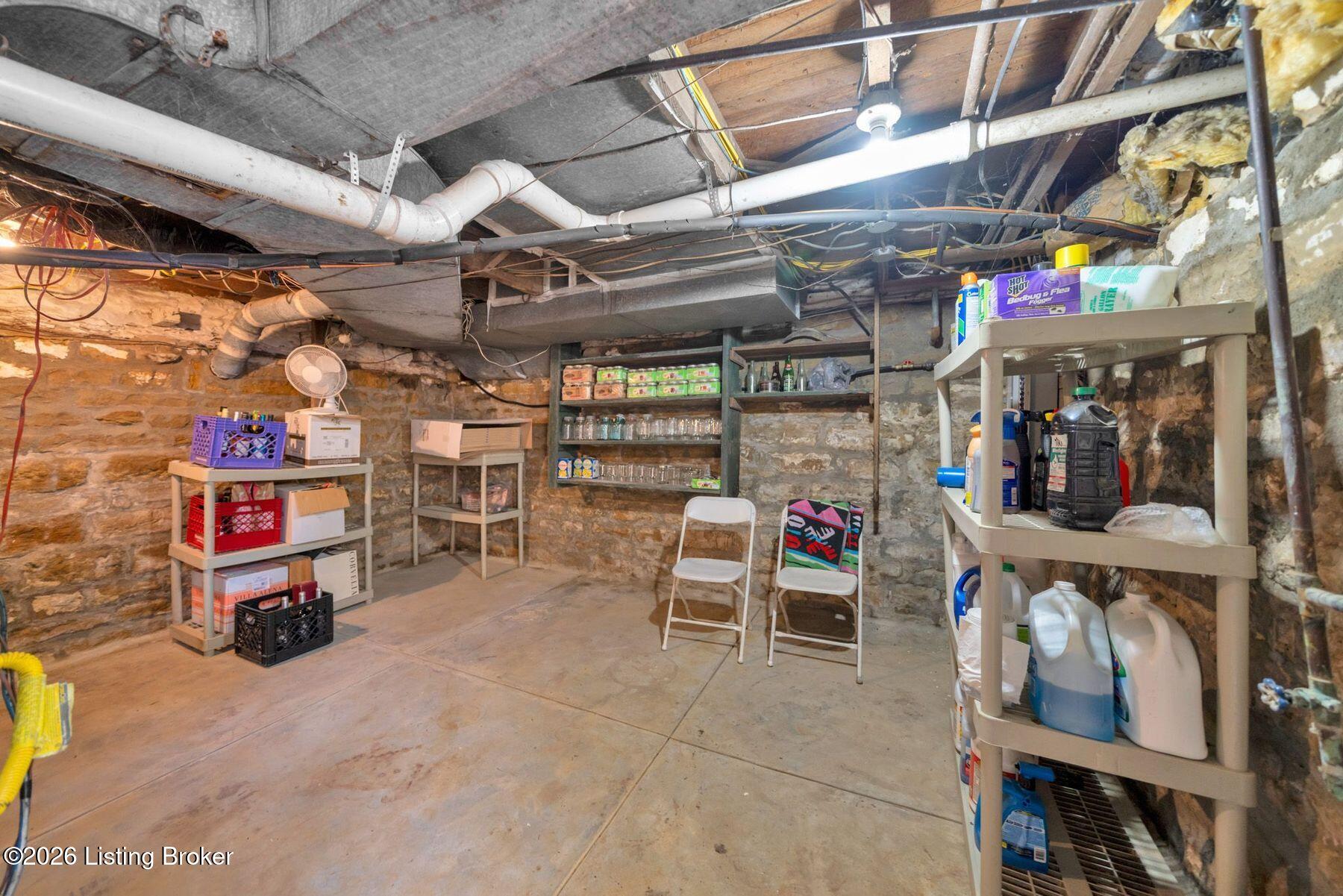 138 Rollington Road Pewee Valley, KY 40056 - Photo 59 of 90 photo_online_058