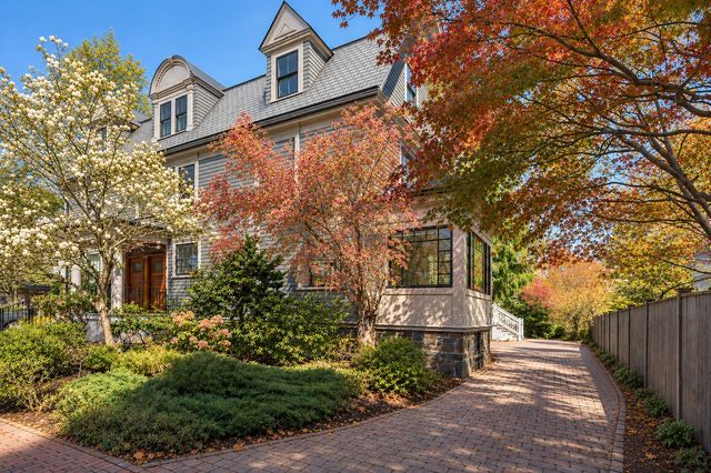 $3,485,000 | 9 Farrar Street, Unit 9, Cambridge, MA 02138