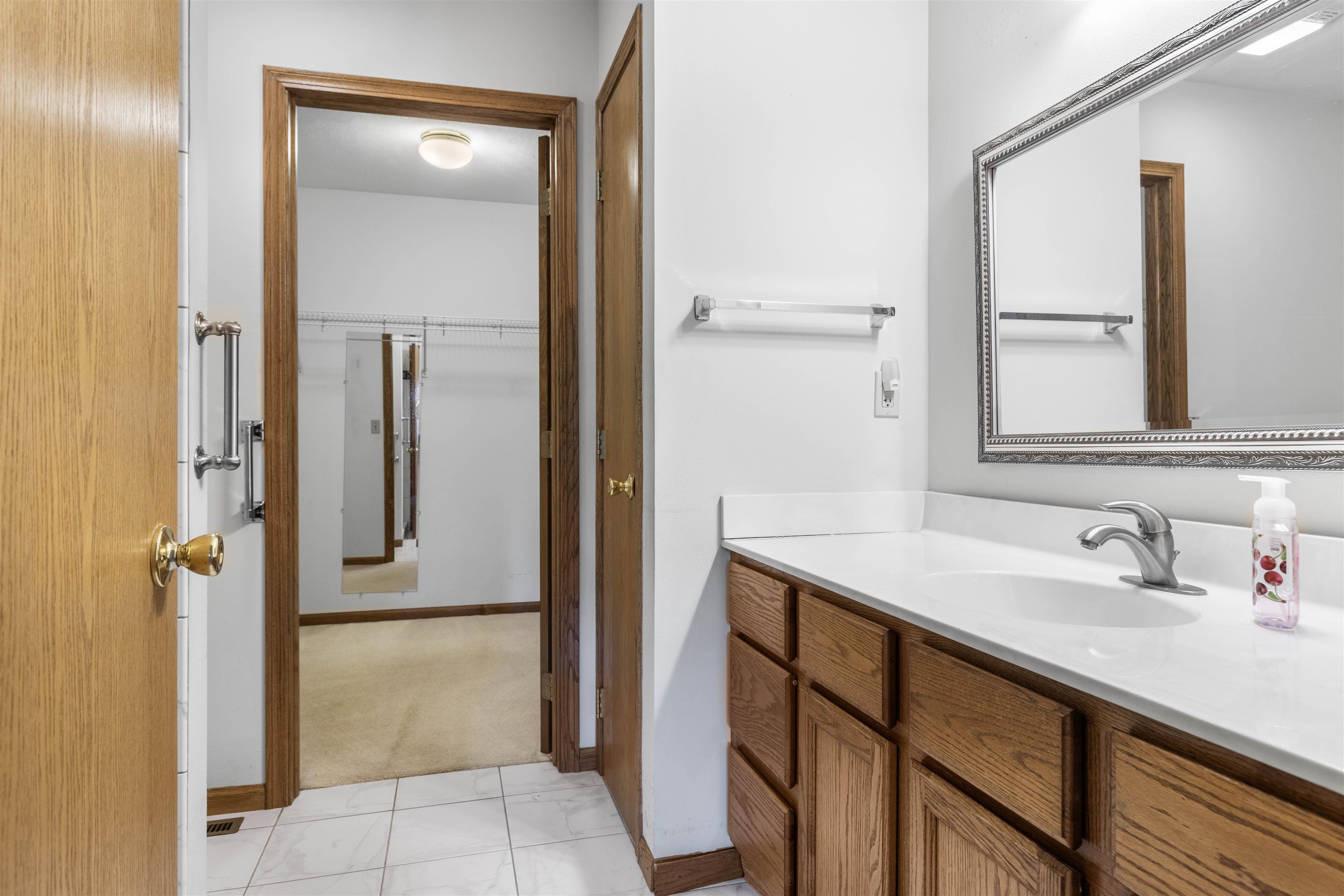 5005 Windsor Road Loves Park, IL 61111 - Photo 15 of 23 Gallery Image 15