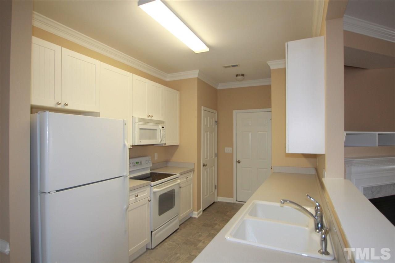 2452 Bay Harbor Drive Raleigh, NC 27604 - Photo 3 of 11