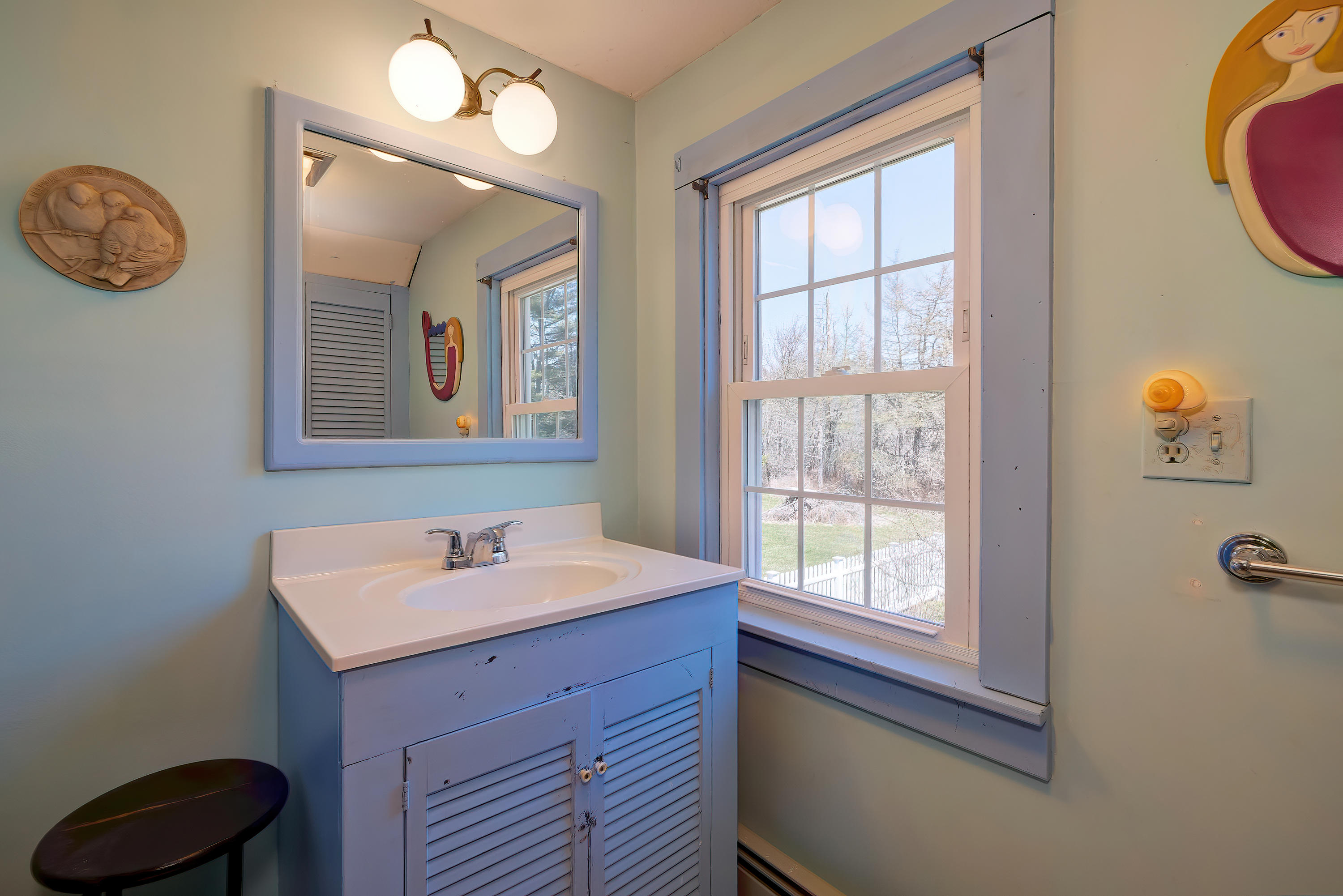18 Lighthouse Point Road Gouldsboro, ME 04669 - Photo 34 of 45 2nd Floor Full Bath