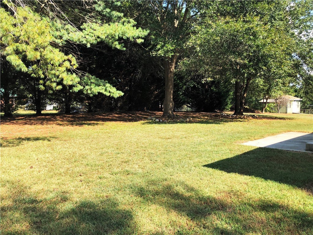 409 Van Martin Road Anderson, SC 29621 - Photo 2 of 19