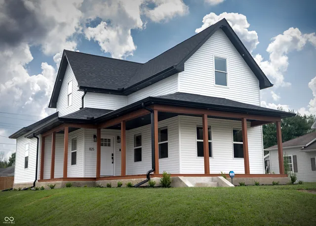 $254,700 | 825 Main Street, Elwood, IN 46036
