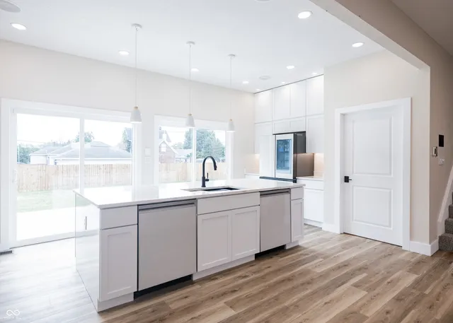 $254,700 | 825 Main Street, Elwood, IN 46036