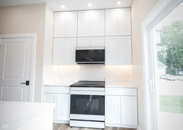 $254,700 | 825 Main Street, Elwood, IN 46036