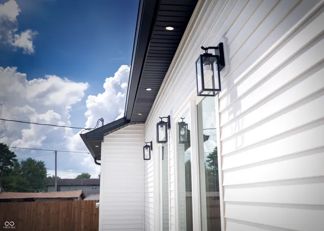 $254,700 | 825 Main Street, Elwood, IN 46036