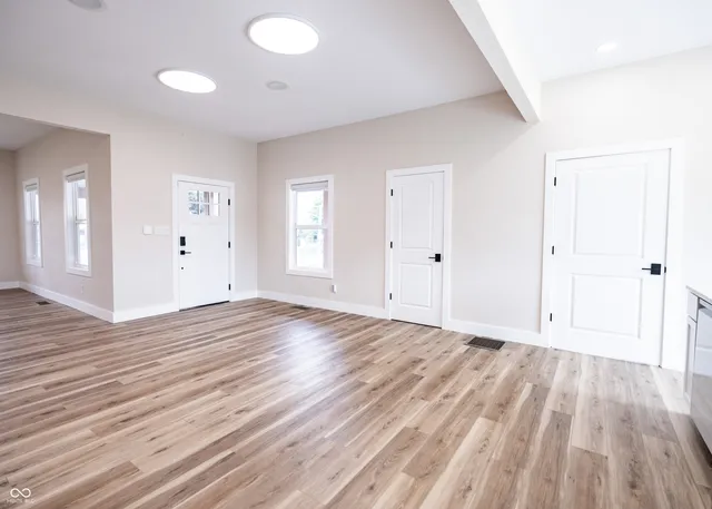 $254,700 | 825 Main Street, Elwood, IN 46036