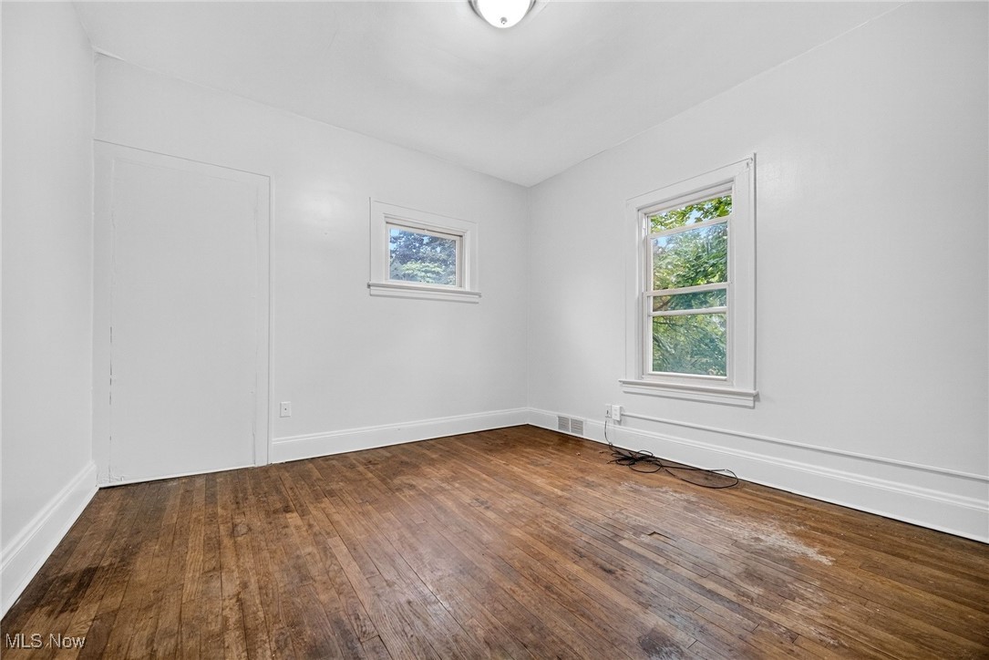 1558 Ivydale Road Cleveland, OH 44118 - Photo 39 of 47 Gallery Image 39