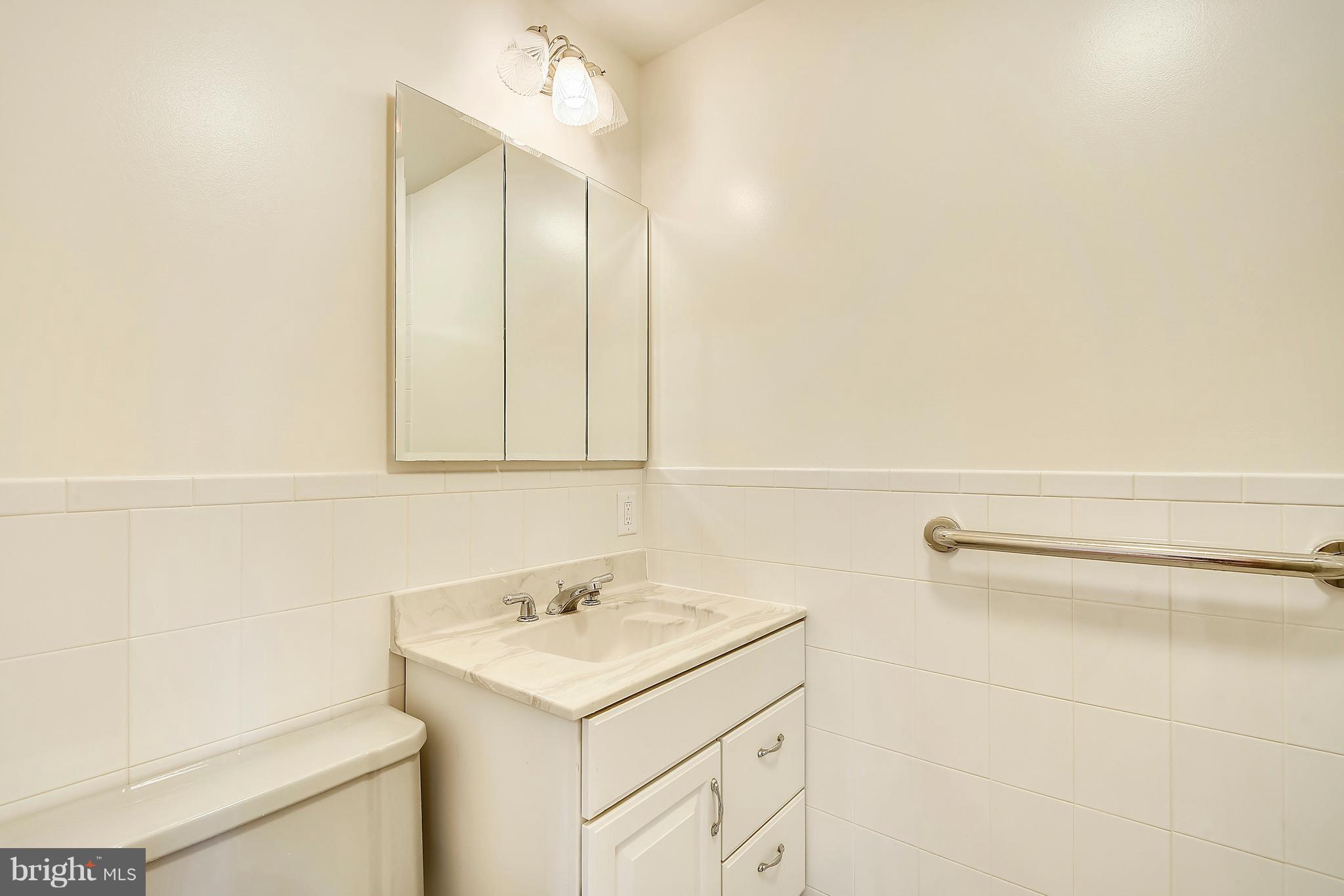1512 Jasper Street Silver Spring, MD 20902 - Photo 17 of 30 Bath