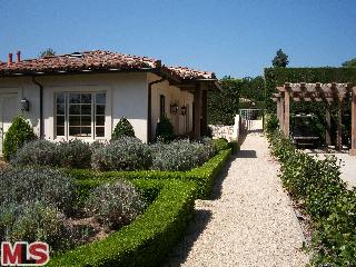 271 South Mapleton Drive Los Angeles, CA 90024 - Photo 1 of 1