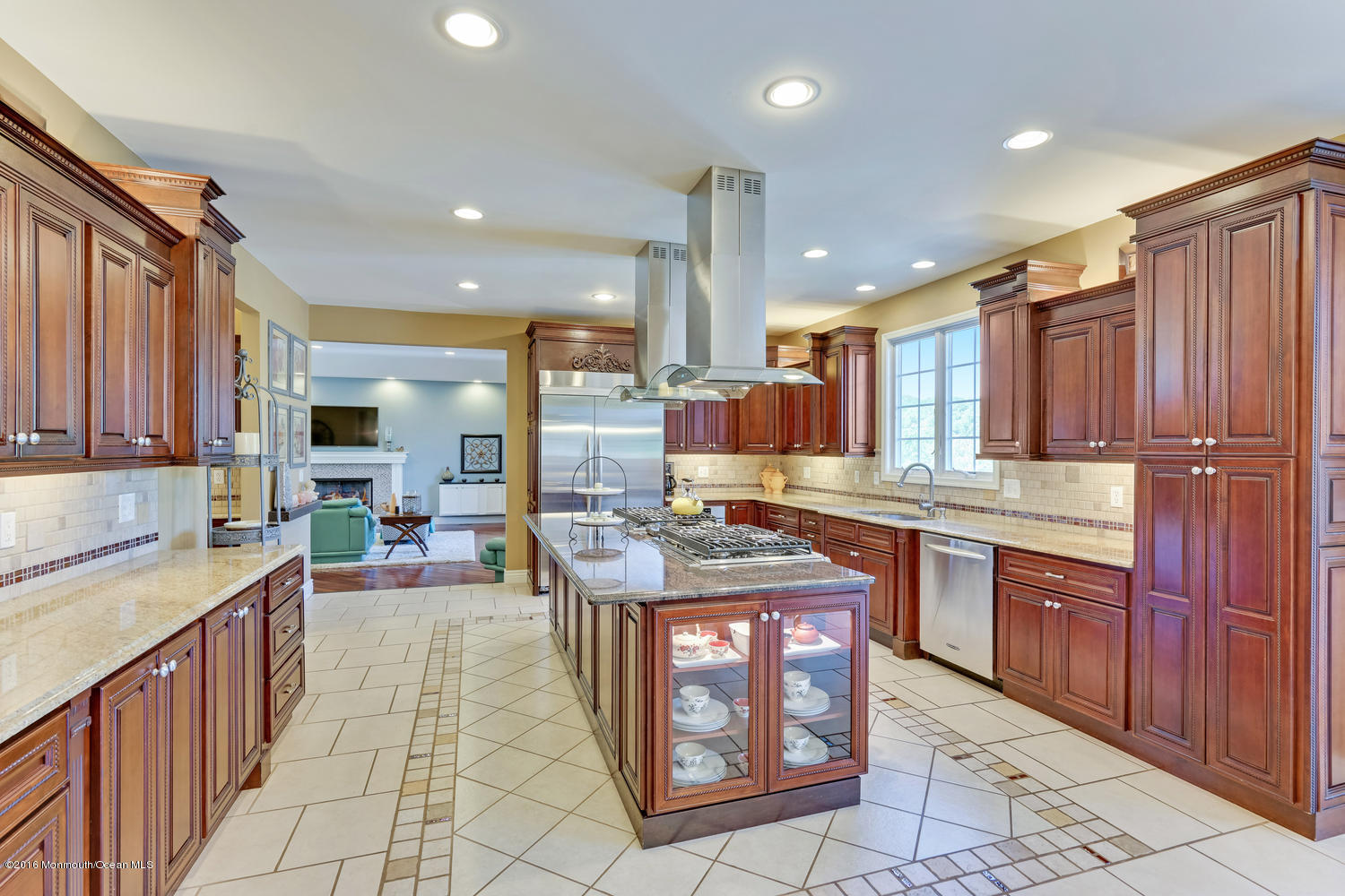 11 Risa Benjamin Way Freehold, NJ 07728 - Photo 21 of 74 11 Risa Benjamin Way Freehold-large-046-