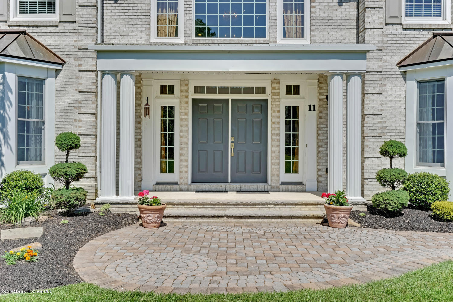 11 Risa Benjamin Way Freehold, NJ 07728 - Photo 6 of 74 11 Risa Benjamin Way Freehold-large-009-