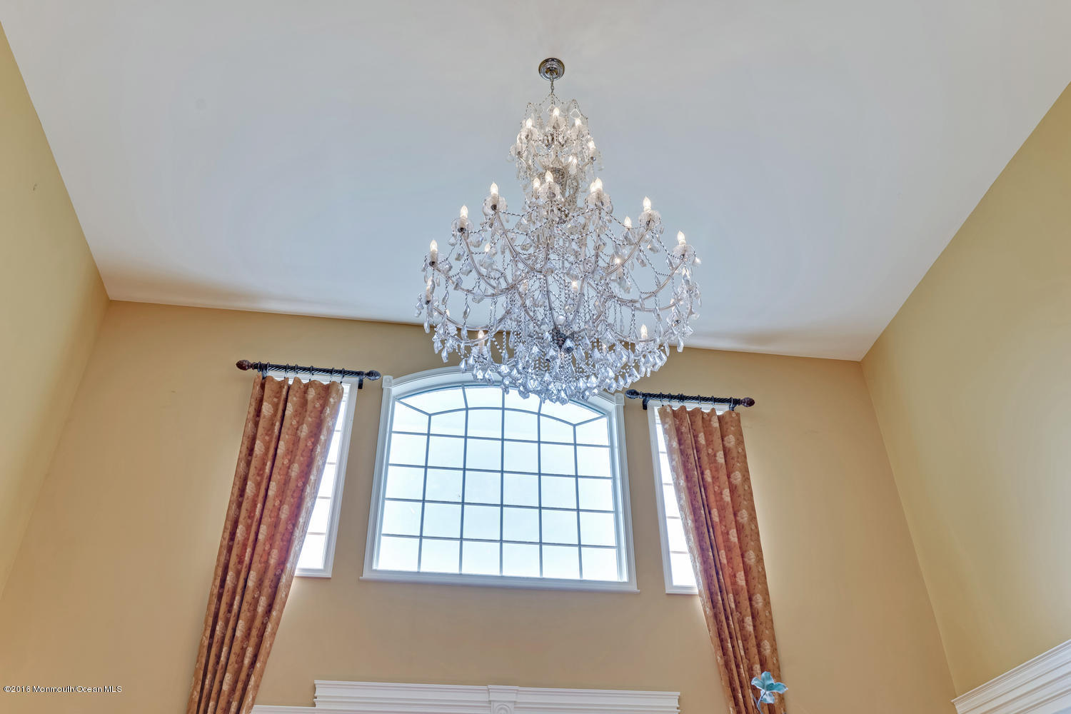 11 Risa Benjamin Way Freehold, NJ 07728 - Photo 10 of 74 11 Risa Benjamin Way Freehold-large-015-