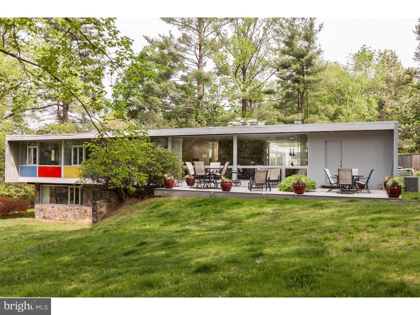 929 Frog Hollow Road Jenkintown, PA 19046 - Photo 13 of 24 Exterior Back